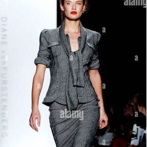 Vintage Diane Von Furstenberg Tie-Neck Jacket | Iconic DVF Style